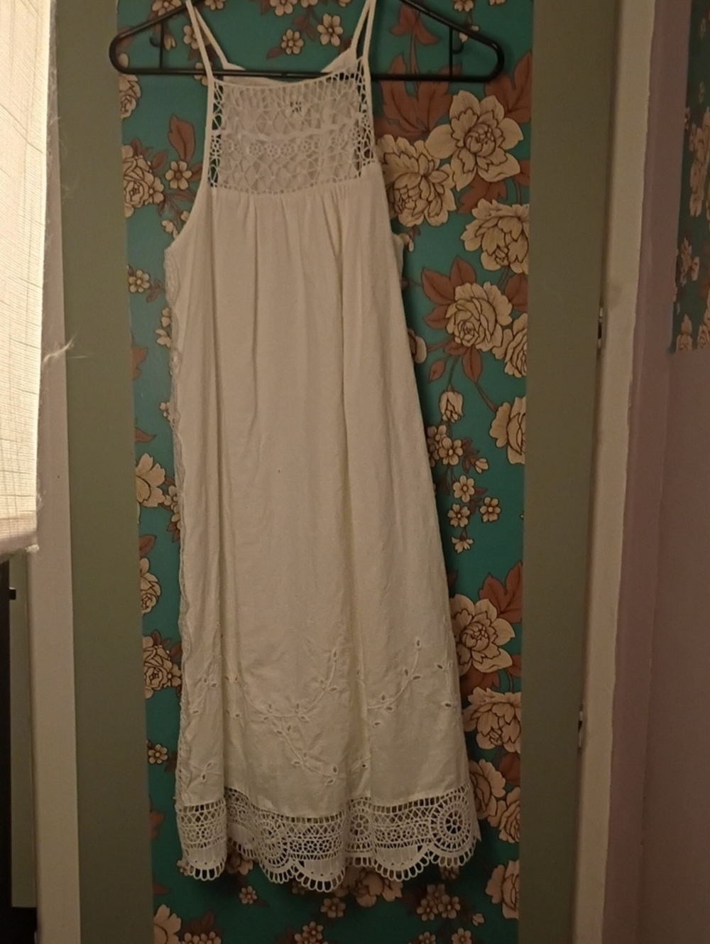 GAP White Crochet-Yoke Cotton Dress Sz S